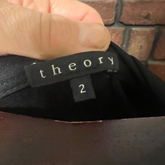 Theory wrapping dress size 2 - Picture 3 of 6